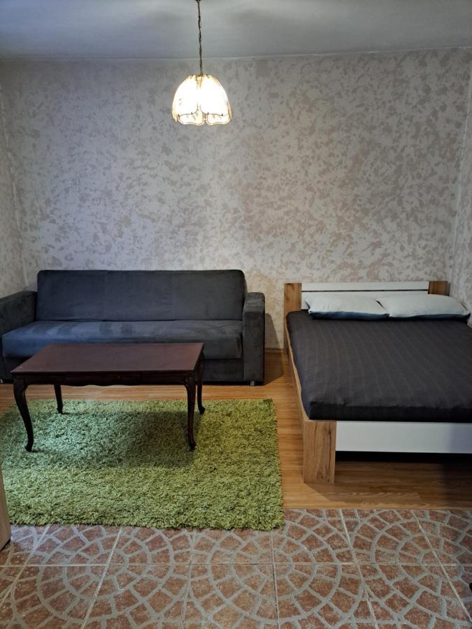 Dobar San Apartment ซาเกร็บ ภายนอก รูปภาพ